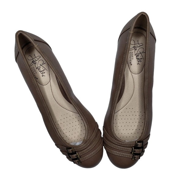 Life Stride | Brown Round Almond Toe Slip On Cushioned Wedge Flats Women's 6 - Picture 9 of 12